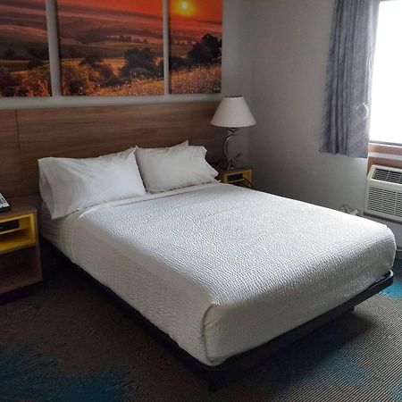 Days Inn By Wyndham Willmar Ngoại thất bức ảnh