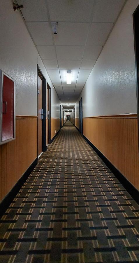 Days Inn By Wyndham Willmar Ngoại thất bức ảnh