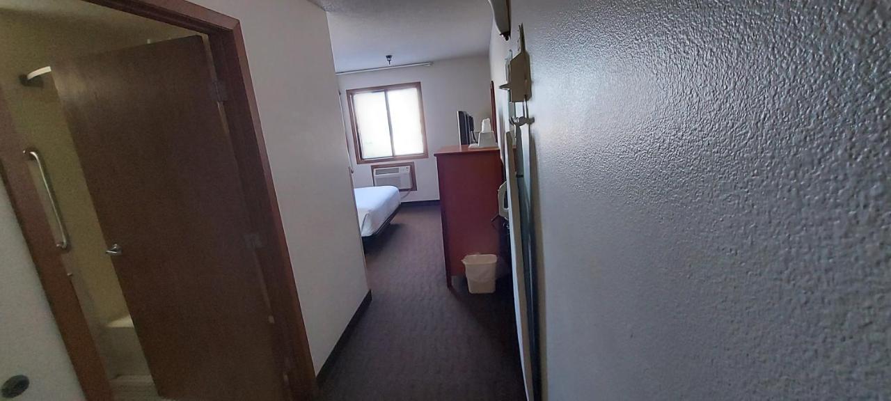 Days Inn By Wyndham Willmar Ngoại thất bức ảnh