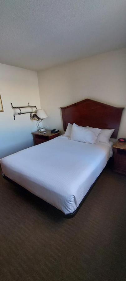 Days Inn By Wyndham Willmar Ngoại thất bức ảnh