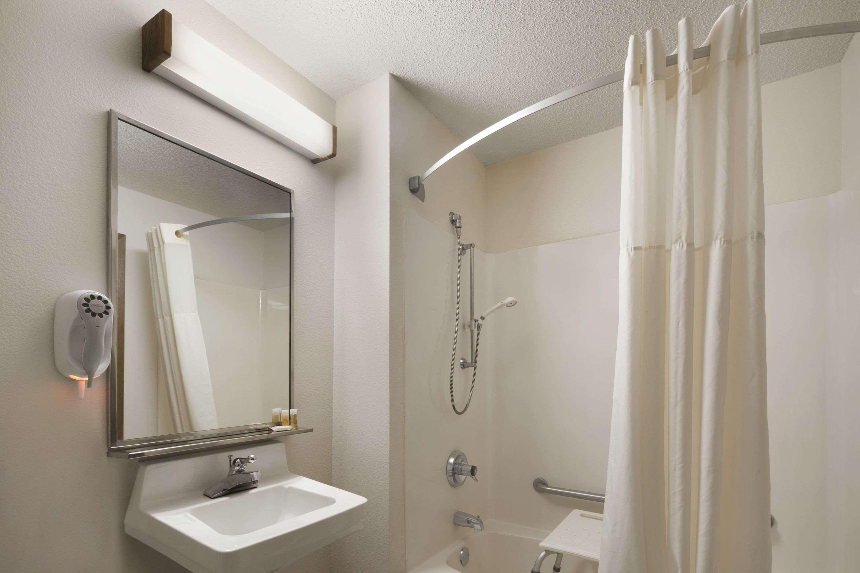 Days Inn By Wyndham Willmar Ngoại thất bức ảnh
